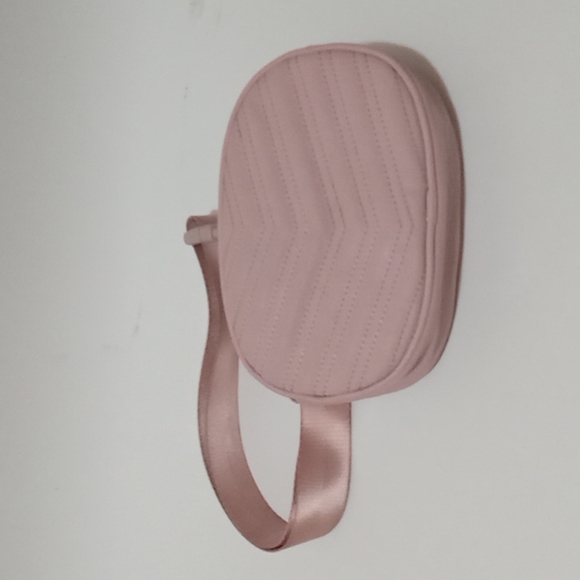 H & M fanny pack - Picture 1 of 6